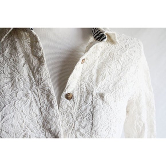 Volcom cream lace button up blouse Size S - Picture 2 of 7